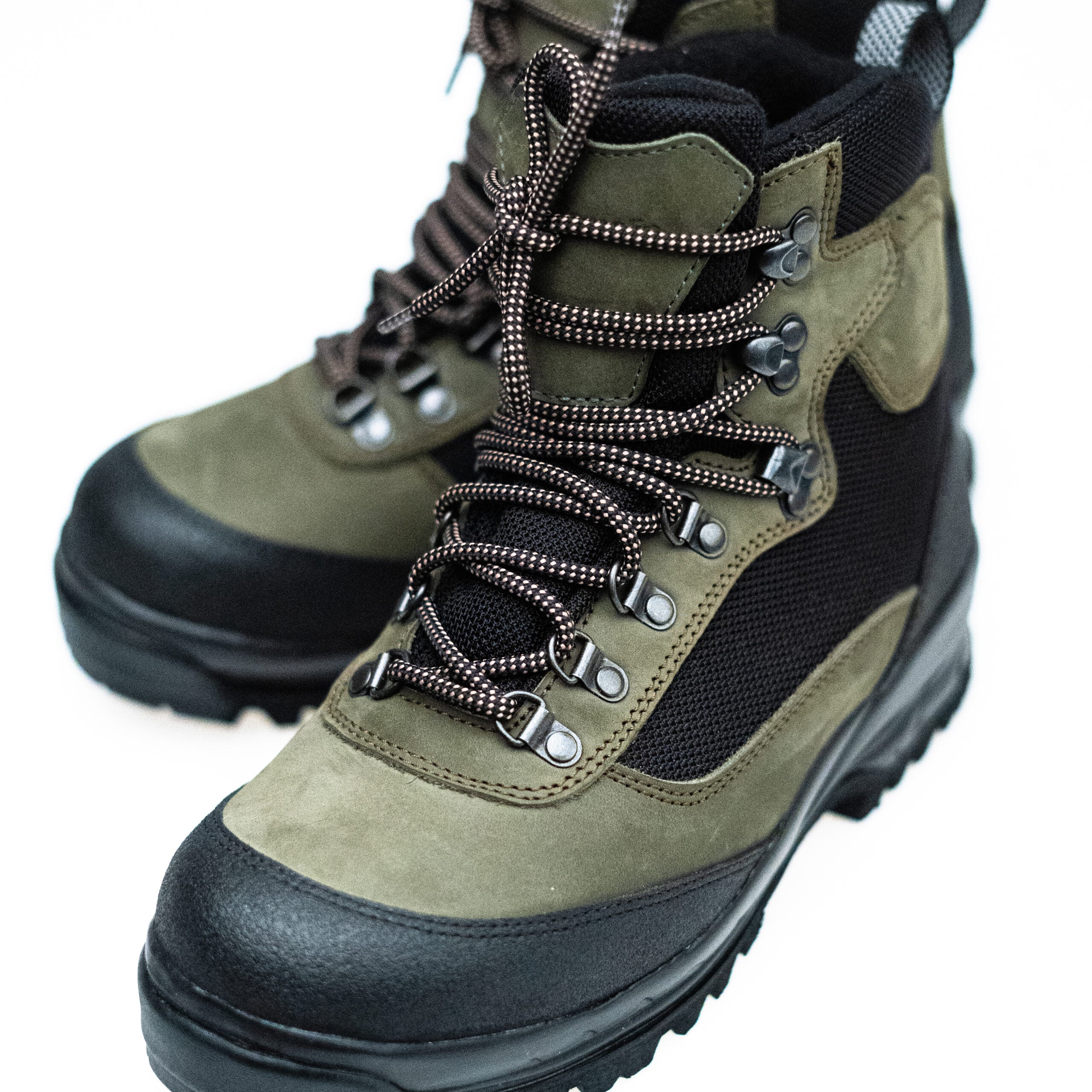 Samelin 550 Lichene/Black Hiking Boots